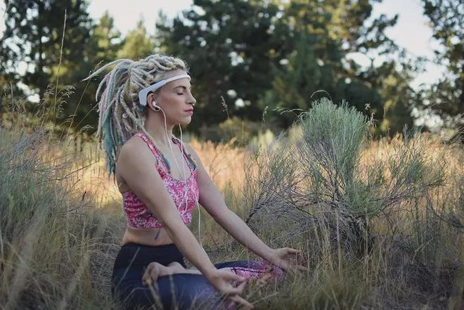 把冥想做成生意MUSE用头戴式脑波监控带年销2500万美金？(图3)