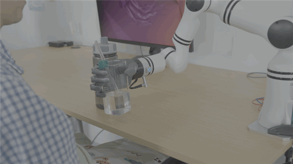 国产脑机接口芯片实现新突破！打破进口依赖 我国脑机接口实现全链条自主可控(图2)