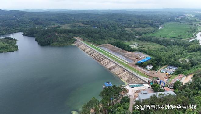 水库大坝监测预警方案：实时感知风险智能预警护安澜！(图2)