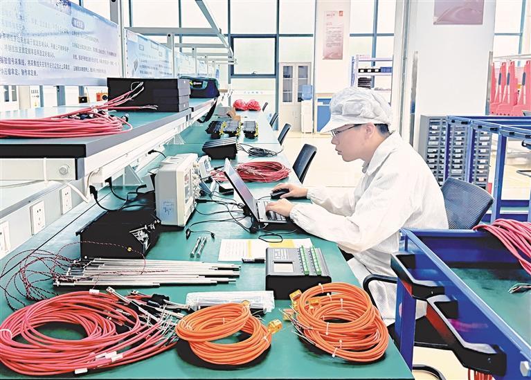 【稳就业 稳企业 稳市场预期】在“智慧”赛道加速“奔跑” 陕西省属企业加强技术攻关(图1)