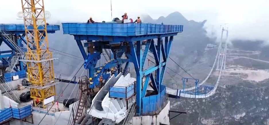科技赋能“智”取深山峡谷 60秒回顾“世界第一高桥”建设历程(图3)