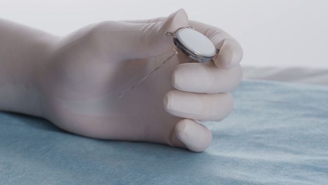 上海两家脑机接口企业发布好消息挑战马斯克公司技术和战略路线(图1)