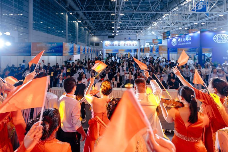 深读 银发经济不只是养老(图4)