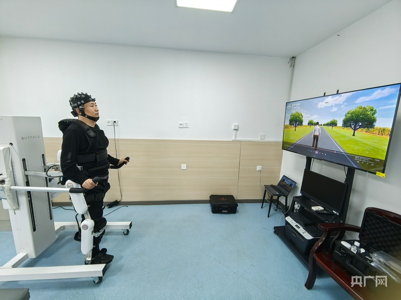 开往春天的列车丨脑机接口临床落地为患者康复按下“加速键”(图2)